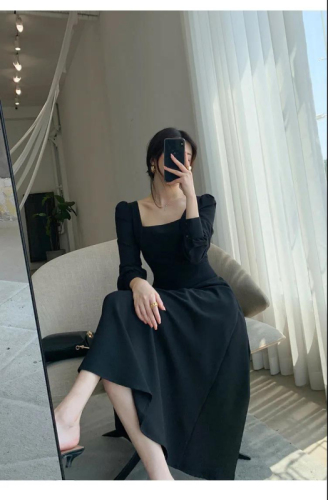 High-quality large-size square-neck black long-sleeved dress for women, thin autumn waist slimming dress