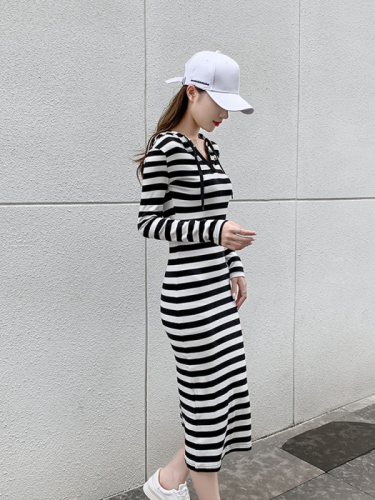 Spring and summer new style black and white striped long over-the-knee sweatshirt dress slim hooded slim hip-hugging long skirt