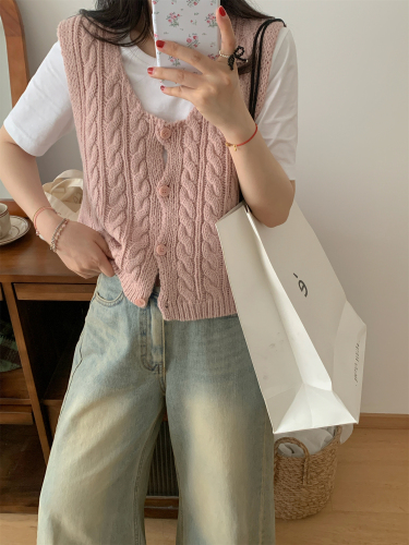 Real shot pink twist knitted cardigan vest for women spring and autumn Korean style small sweater vest outer short top