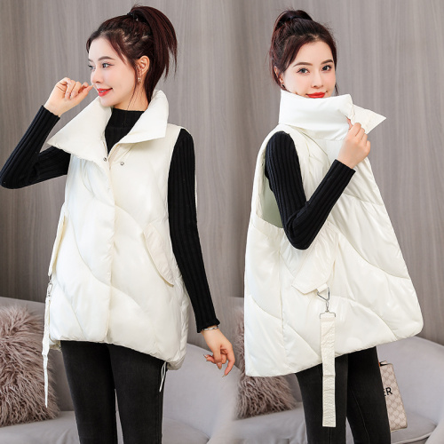 Actual shot of 2024 new style vest for women, short fashion, Korean version, loose, large size, casual jacket for women, Taobao