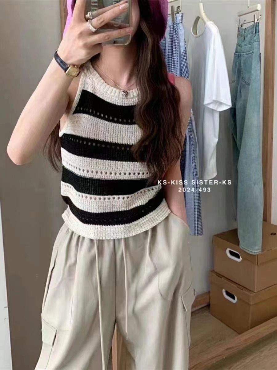 2024 summer new American hot girl beautiful back hollow striped vest women's sleeveless top niche
