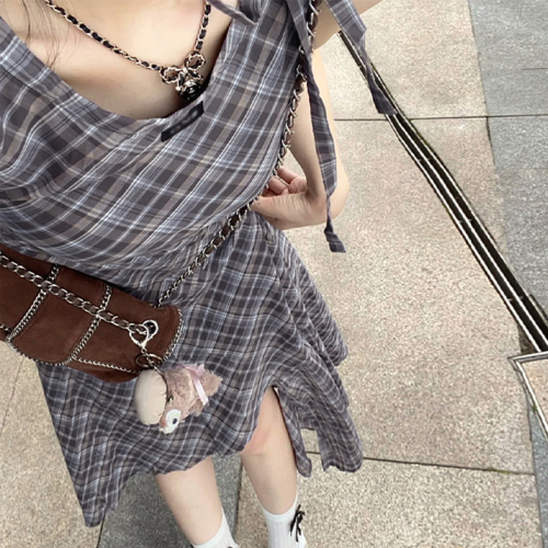 French retro plaid sleeveless vest dress for women summer 2024 new style small irregular long skirt