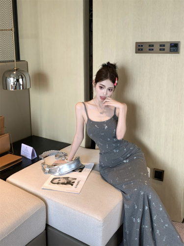 Actual shot of French style hot silver rose flower sprinkled with silver slimming hip-hugging suspender long dress for women