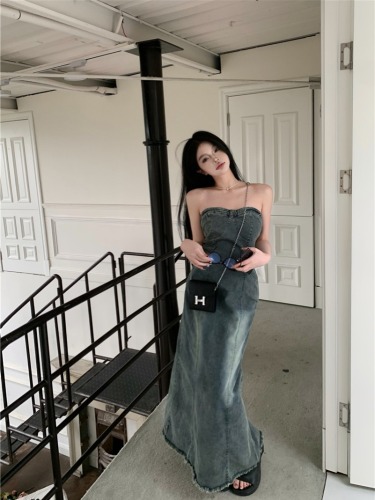 Real shot!  High-end temperament retro tube top dress slim denim A-line skirt long skirt for women