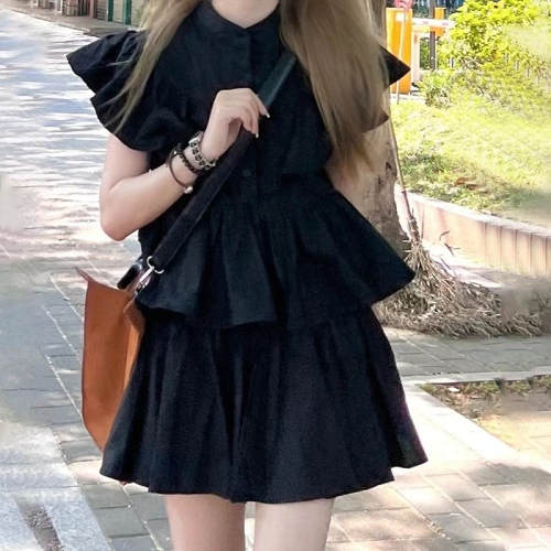 French small flying sleeve black dress for women summer 2024 new style ruffled cake short skirt design