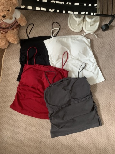 Real shot of summer Korean style sexy outer wear bottoming tops and underwear with breast pads and suspenders for beautiful backs