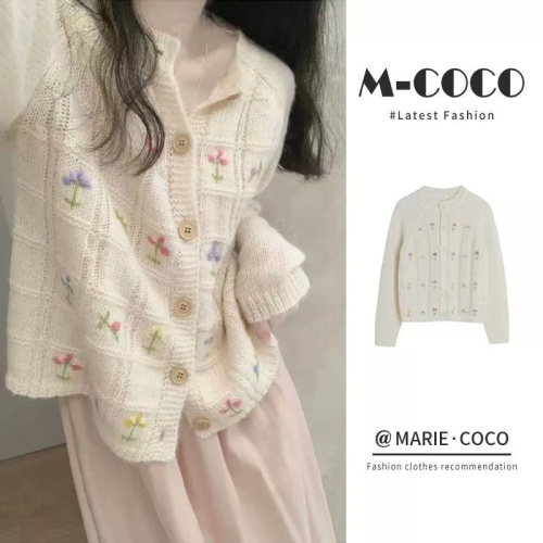 Autumn Japanese retro lazy style embroidered sweater women's design small fragrance style embroidered flower knitted cardigan jacket