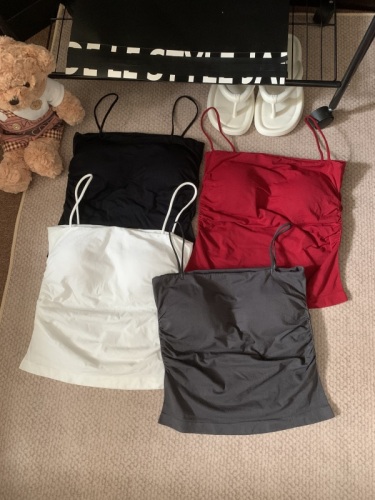 Real shot of summer Korean style sexy outer wear bottoming tops and underwear with breast pads and suspenders for beautiful backs