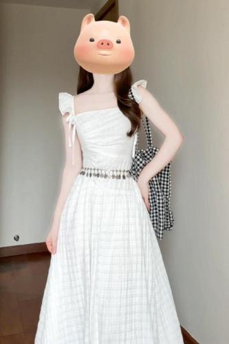 2024 New French Seaside Vacation White Suspender Dress Women's Summer Gentle First Love Temperament Long Dress