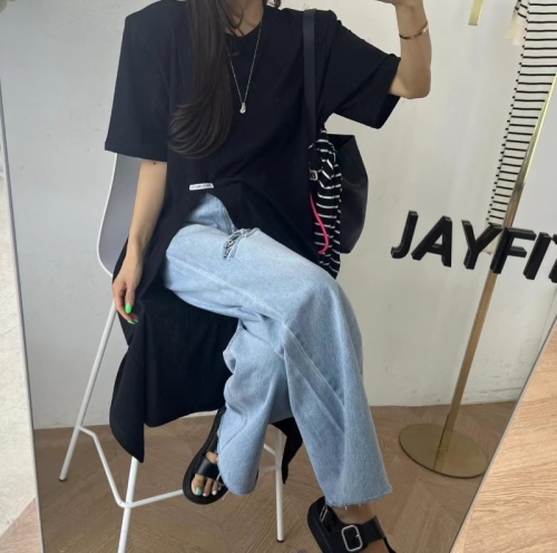 Korea Dongdaemun round neck casual loose solid color short-sleeved slit dress for women