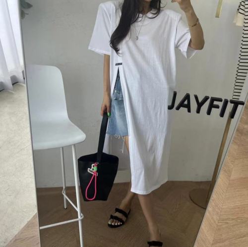 Korea Dongdaemun round neck casual loose solid color short-sleeved slit dress for women