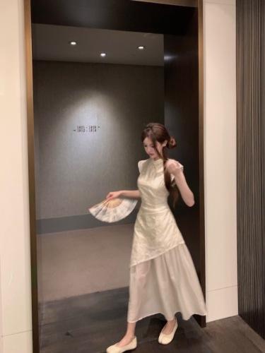 Actual shot of the new Chinese-style national style dress, slim and slim, mid-length, sweet, waist-cinching and elegant long dress