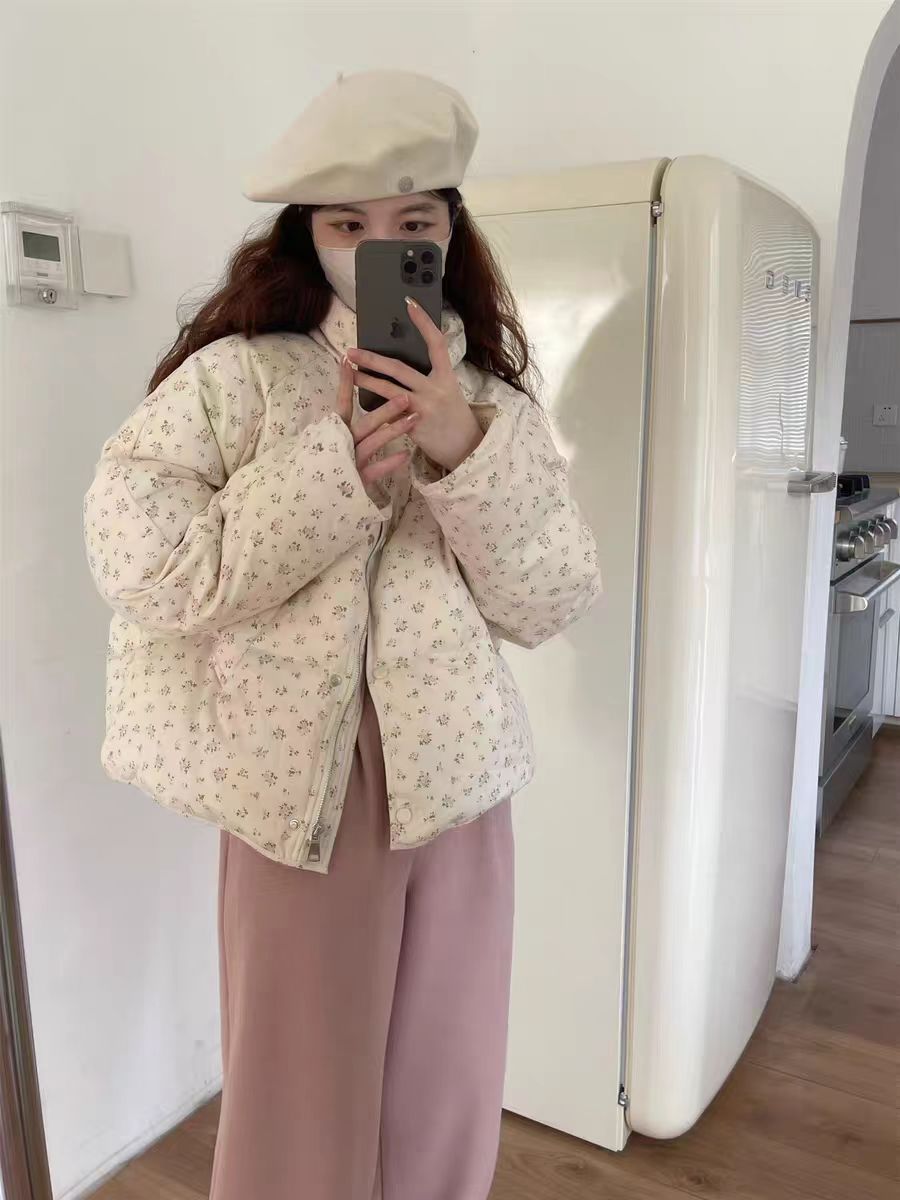Chuwujia 24th autumn and winter new Korean style small floral short down jacket stand collar thickened bread jacket for women