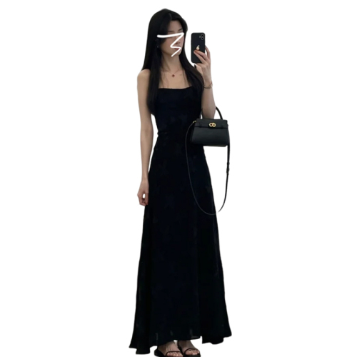 Tea break French design suspender dress for women 2024 new summer temperament slim slim and beautiful long skirt