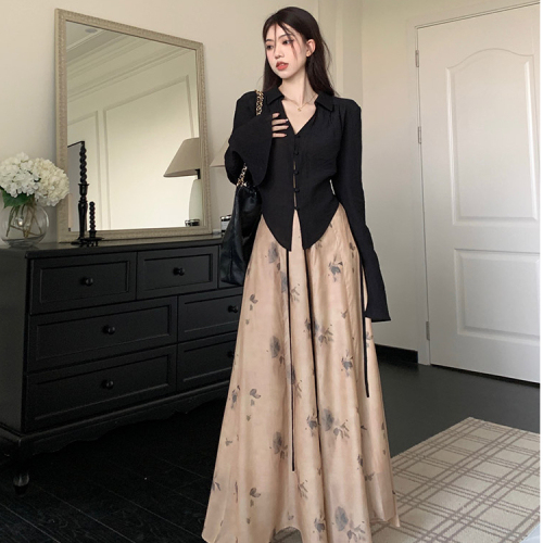 2024 early autumn new style new Chinese suit design, unique long-sleeved top, retro ink pants and skirt, slimming