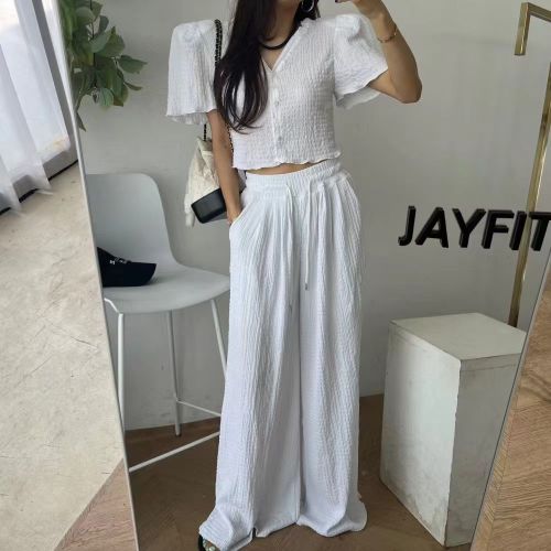 South Korea's Dongdaemun summer new fungus pleated top + casual pants