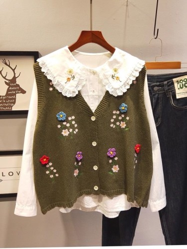 Three-dimensional embroidered forest style retro flower knitted vest for women's autumn clothing with sweet design and large size outer layering vest