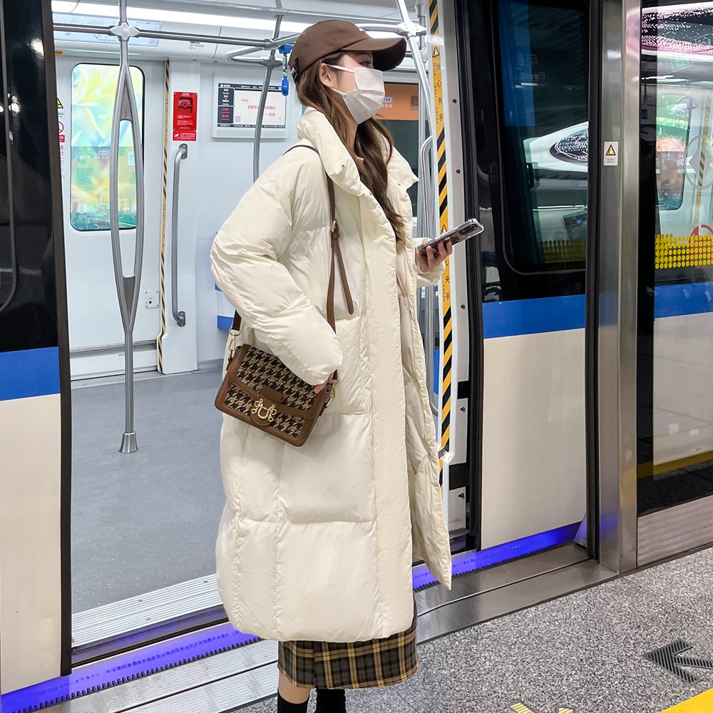Real shot of cotton-padded jacket for women, Korean version, medium-length, large size, Hong Kong-style bread coat, loose student long waist-cinching down jacket