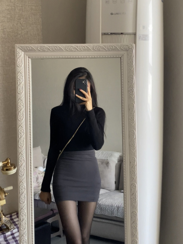 Hip-covering short skirt for women, elastic versatile tight-fitting one-step skirt, slim and sexy hot girl high-waisted bottoming skirt