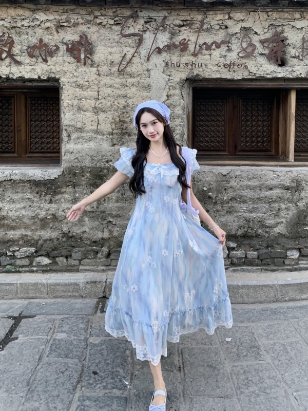 Liuguang Huameng Dress, Atmospheric Niche Design, Waist Short Skirt, Summer New Resort Style