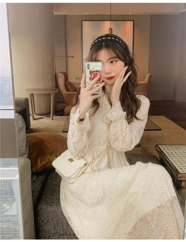 White lace dress for women in spring and autumn, high-end inner layer, platycodon, French style, small fragrant skirt