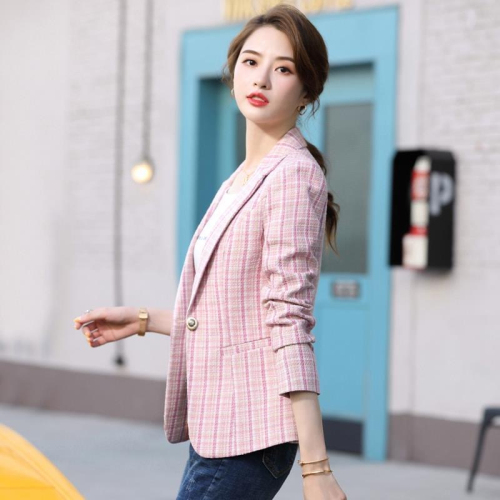 Pink suit jacket for women 2024 spring and summer new style Korean style temperament internet celebrity casual small short women's suit