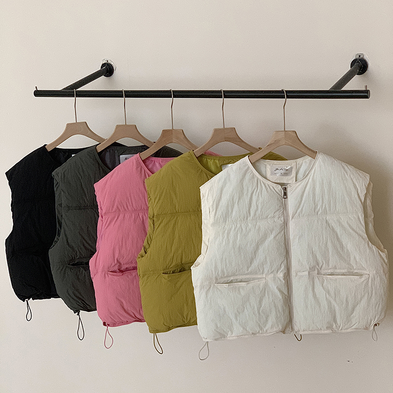 Korean version of autumn and winter new small pumpkin down cotton vest women's casual loose small man shorts sleeveless vest