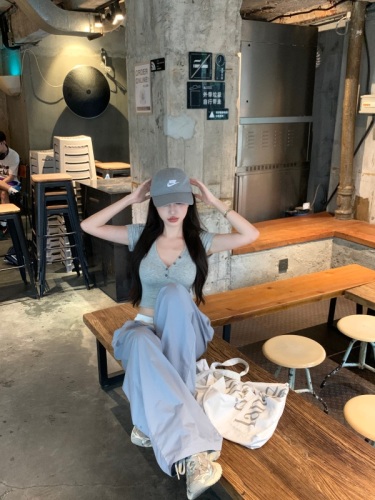 Actual shot of buttoned slim fit top + contrasting color elastic waist, versatile slimming quick-drying straight overalls