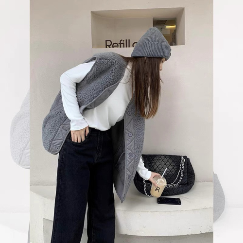 South Korea's Dongdaemun New Gray Lamb Wool Vest Women's Winter New Loose Vest Vest Clip Warm Jacket Trendy