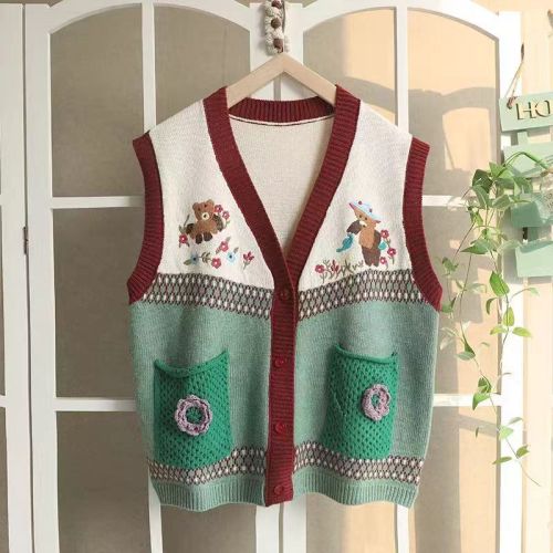 Hand-embroidered vintage artistic vest single-breasted V-neck Japanese loose top versatile three-dimensional floral waistcoat for women