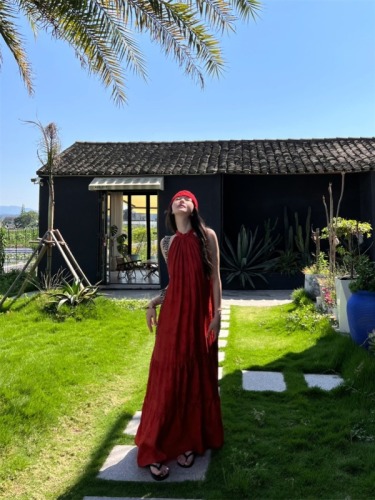 Actual shot and real price New Chinese style retro red halterneck dress women's summer temperament simple long dress
