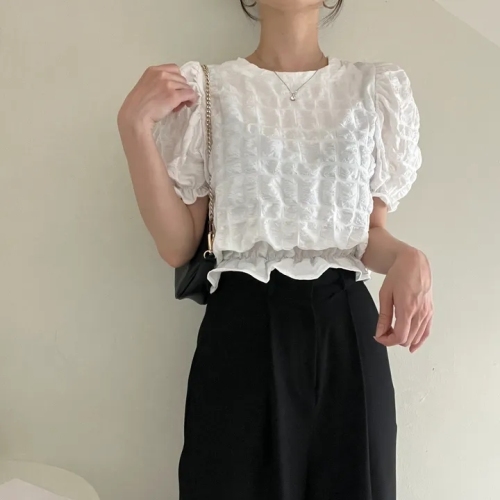 Size update Summer fashion niche design textured wrinkled high-waist puff sleeve round neck crop top