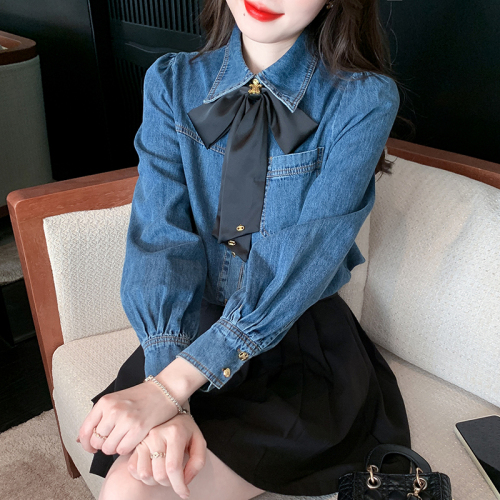 Actual photos have been shipped. Designed denim shirt, Korean style, stylish bow tie, versatile top