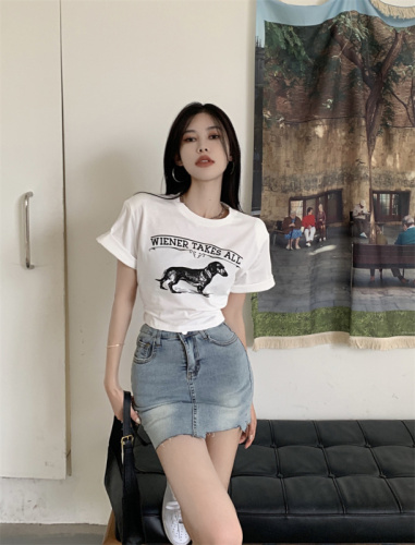 Real shot of dog print short-sleeved T-strap design Korean style hot girl short slimming top