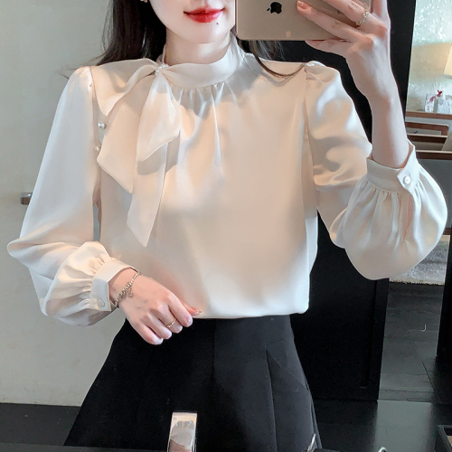 Actual shot of 2024 new women's shirt design niche spring and autumn satin fashion long-sleeved shirt