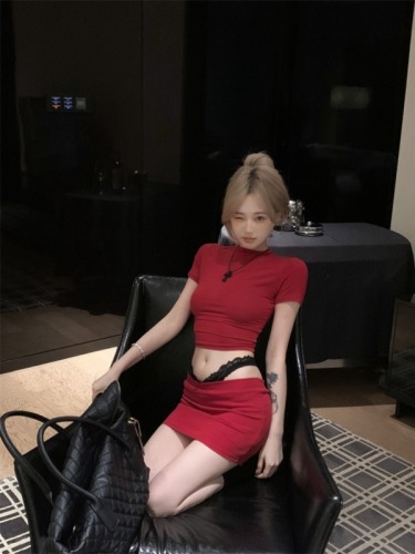 Real shot, real price, right shoulder, hourglass waist, tight-fitting, high elasticity, slimming, high collar, T+ slimming skirt, sexy and tight, anti-exposure