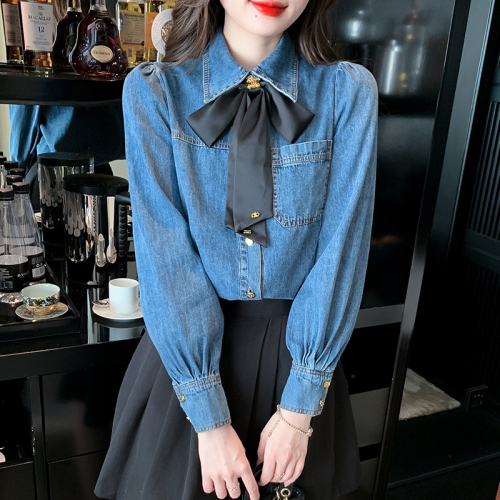 Actual photos have been shipped. Designed denim shirt, Korean style, stylish bow tie, versatile top