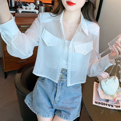 Actual shot of 2024 autumn new casual simple style short loose slim shirt single-breasted sweet sun protection jacket