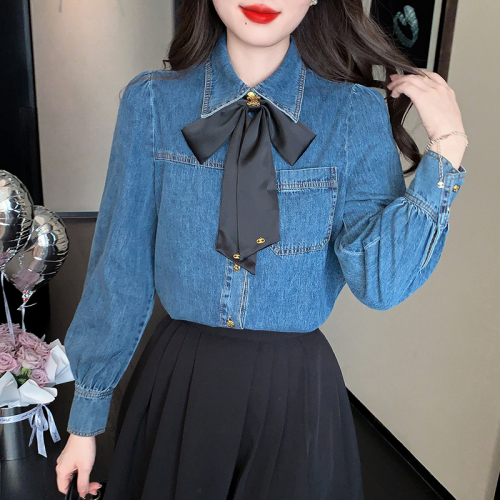 Actual photos have been shipped. Designed denim shirt, Korean style, stylish bow tie, versatile top