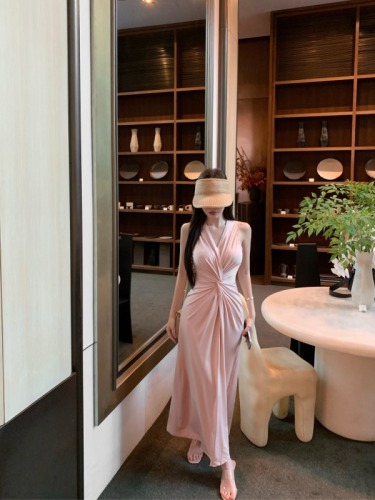 Real shot Sleeveless solid color simple sleeveless pure desire summer waist twist twist temperament elastic casual long skirt