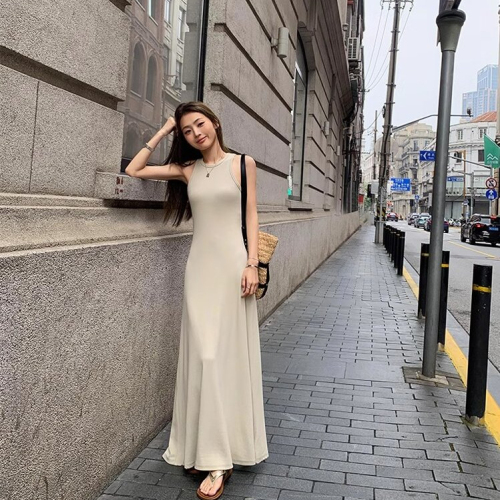 Knitted vest dress for women 2024 summer new slim fit sleeveless dress A-line waist long skirt