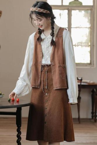 Not less than 99 real shot Japanese retro design strap embroidered loose vest