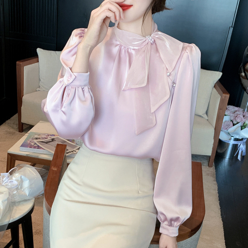 Actual shot of 2024 new women's shirt design niche spring and autumn satin fashion long-sleeved shirt