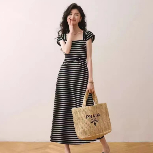 French high-end striped square-neck dress for women, summer seaside temperament, slimming and clavicle-exposed sleeveless A-line long dress