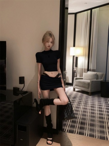 Real shot, real price, right shoulder, hourglass waist, tight-fitting, high elasticity, slimming, high collar, T+ slimming skirt, sexy and tight, anti-exposure