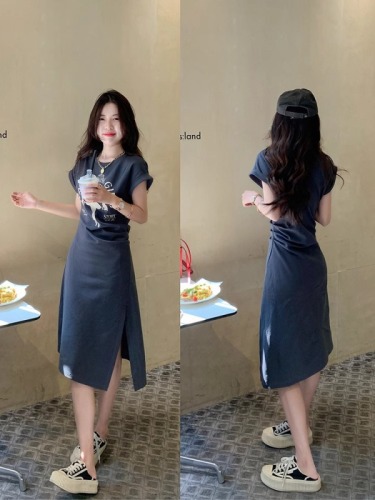 Dress 2024 new style women's Korean chic niche design printed hip-hugging short-sleeved knitted long skirt