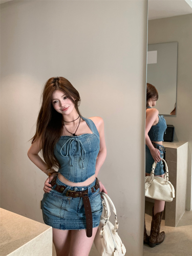 Real shot!  Hot girl pure desire denim suit female American summer waist halter top skirt short skirt trendy