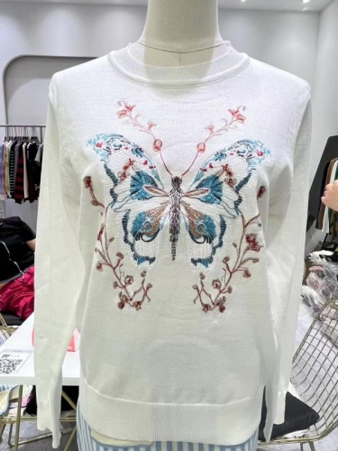 2024 new autumn heavy industry butterfly embroidered round neck pullover long-sleeved ice silk knitted T-shirt slim and versatile top