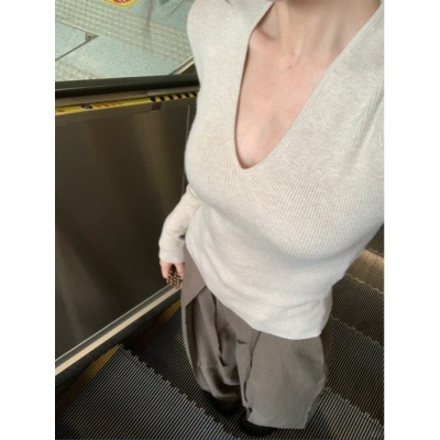 Solid color v-neck knitted bottoming shirt for women in autumn and winter new inner sweater pure desire slimming versatile long-sleeved top