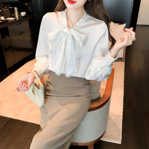 Real shot of bow tie lace shirt for women 2024 new design niche sweet temperament white top